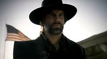 Die Hauptrolle in Hell on Wheels, Cullen Bohannon, spielt Anson Mount.